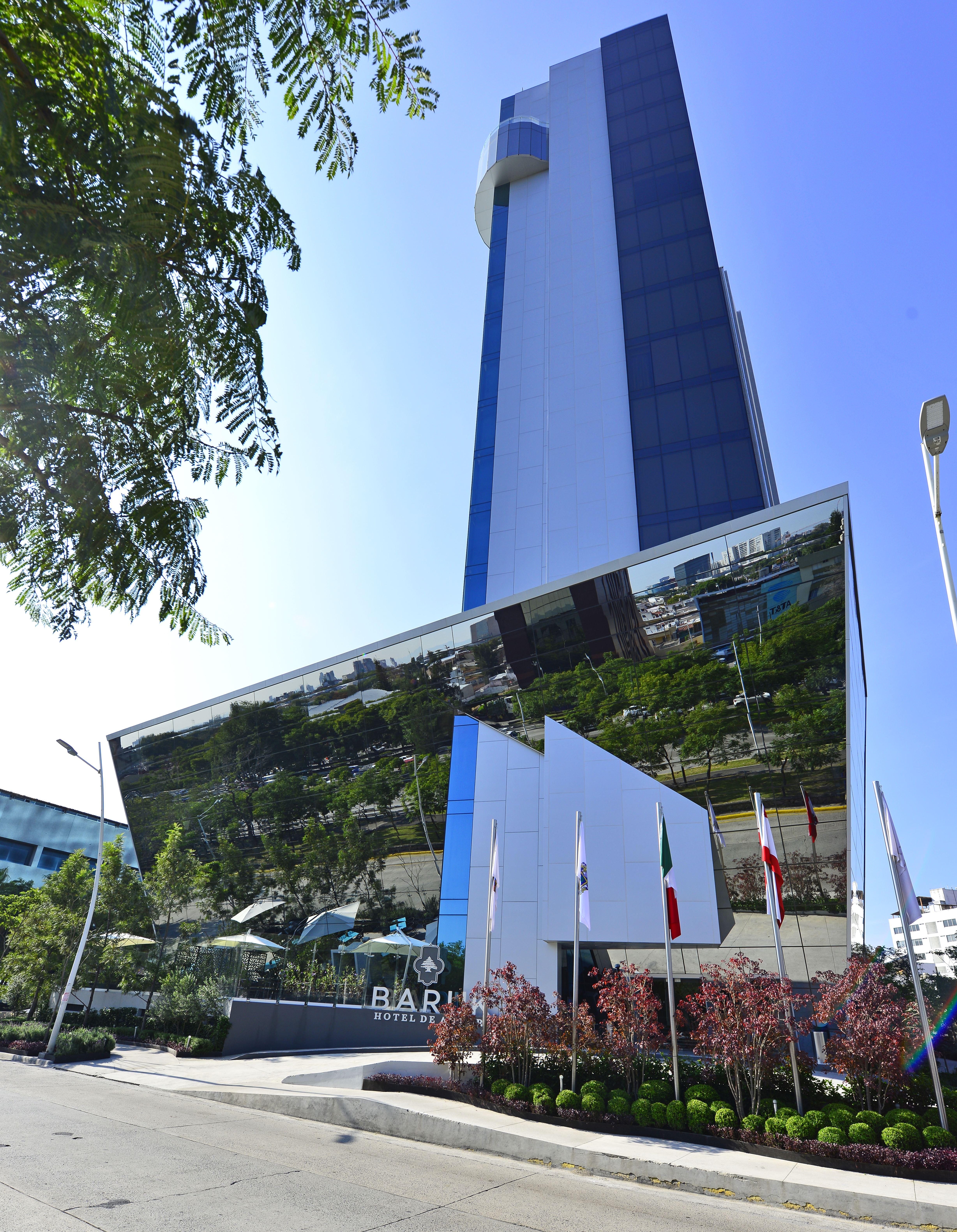 Baruk Guadalajara Hotel De Autor 外观 照片 The building of the Embassy of South Korea in Lima, Peru.
